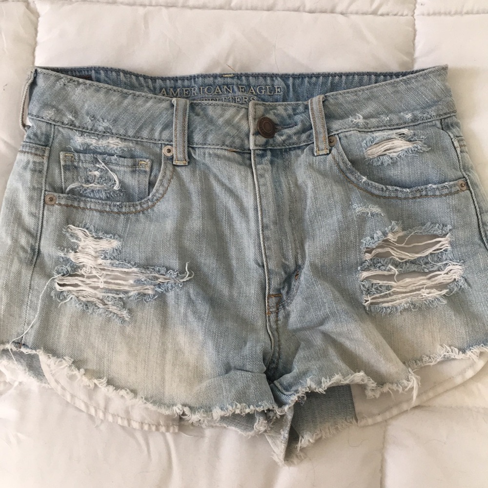 AE high wasted shorts.